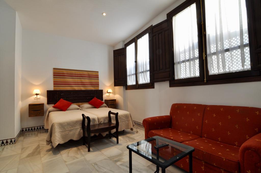 Apartamentos Plaza Кордова Экстерьер фото
